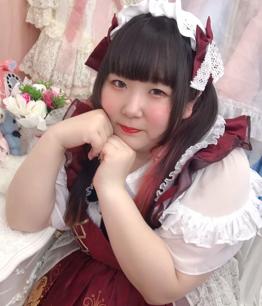 葉月しいな